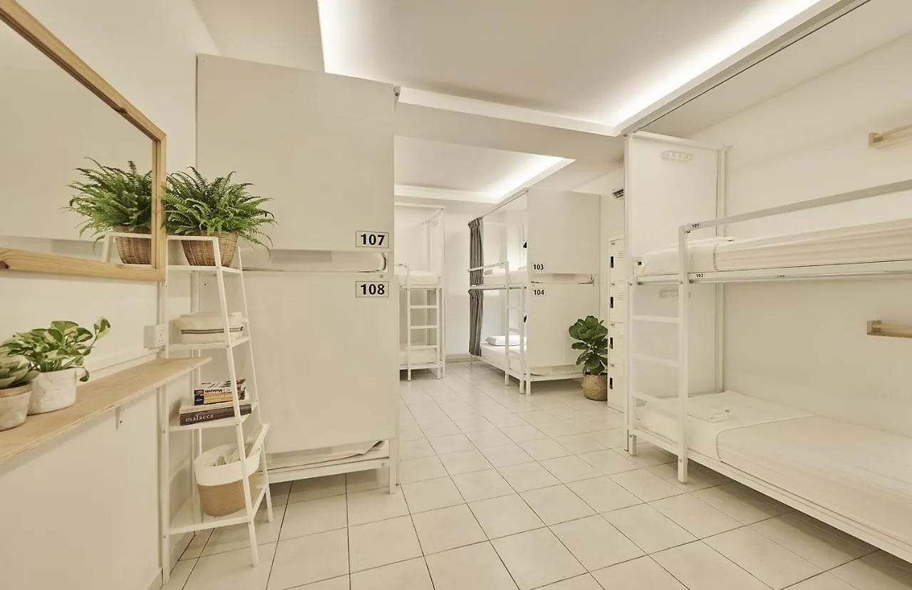 Sleepy Nomad Guesthouse Malacca